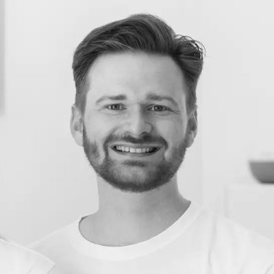 🎭 Partner at @studiotwofod.
💹 Currently growing from WordPress page builder to full-stack web developer with @zerotomasteryio
🌐 More at https://t.co/0tlscweJKg