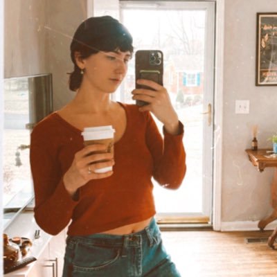 oliviarose_16's profile picture. 