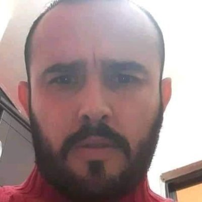 Soy un hombre Emprendedor, Que gusta de los retos, el logro mas grande que he tenido es poder tener una familia como la que tengo Gracias por todo lo concedido.