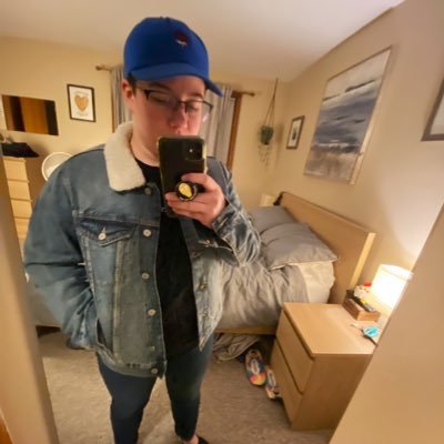 29. (she/her). engineer. tattoo addict. sucker for @findingfletcher 🥹❤️🔥 catmom to two crazy bois. KT 💍🏳️🌈