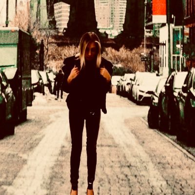 Female NY NFT Artist
Discord: https://t.co/LVWkgOc6jI
Insta: https://t.co/m4IpDeqJdR