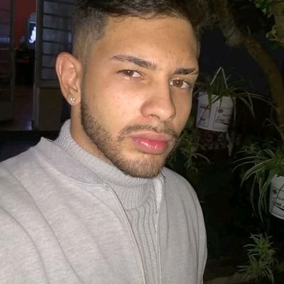 Juniordosblaukk's profile picture. e preciso amar as pessoas como se não houvesse amanhã