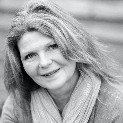 Founder of The Mindful Yard CIC | Equine-Facilitated Learning for Mental Wellbeing | Supporting Young People Through Horse Connection | Based in Bedfordshire