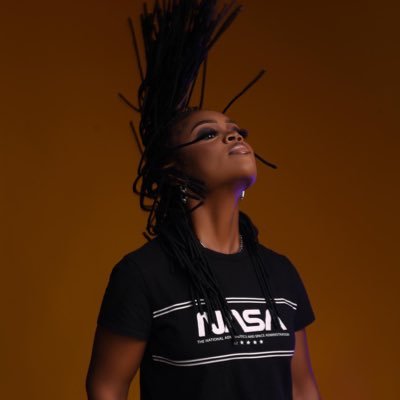 MTN Project Fame 6.0 Finalist | Songwriter | Vocal Powerhouse | Performing Artist | Lover https://t.co/IU1N5X35Tv