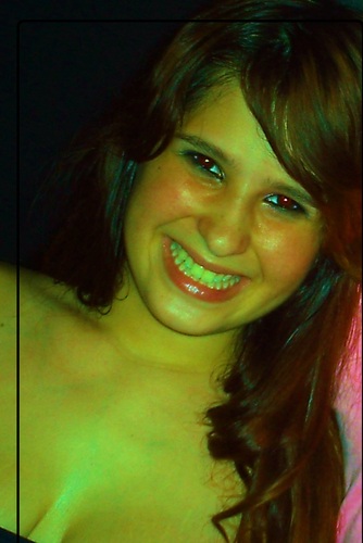 sou quem sou!
sou Atriz,canto,danço,faço formação de professor etc..
kkk mil utilidades !!