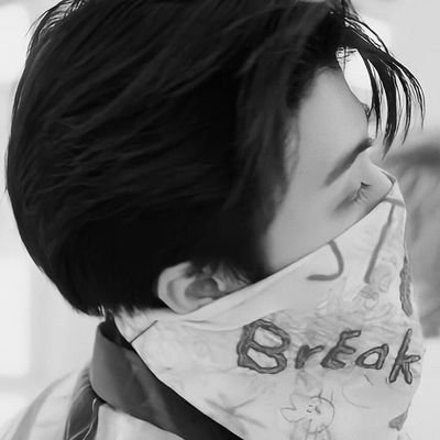 DwiKart62736695's profile picture. Y&I