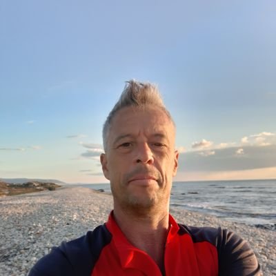 PoucaSergio's profile picture. 