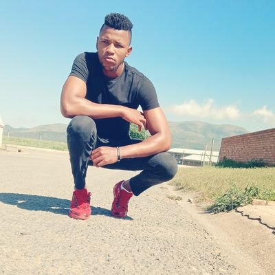 SLutaaz's profile picture. REAL MADRID 
PORTUGAL 
MAN UNITED 
CR7 🐐