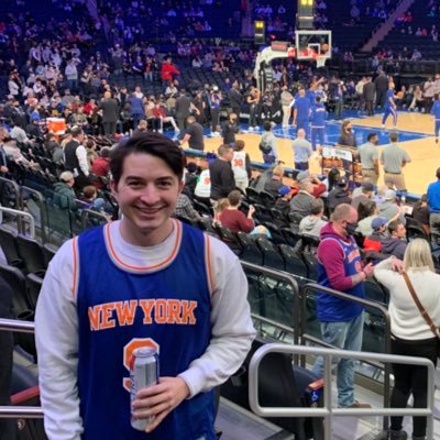 Cohost of The Hoop Troop Podcast | Die Hard Knicks Fan | Columbia University Alum | Boston College Alum #NBATwitter #NewYorkForever