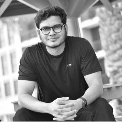 designwithriaz's profile picture. Designer