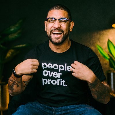 I help fund managers raise capital & stay compliant 🚀 Founder @FundFounders | @FundFlowOS Fintech builder • Fund manager