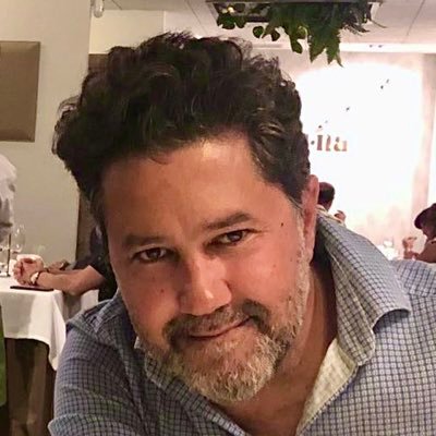 Meto cosas en contextos. A rosca si es necesario.