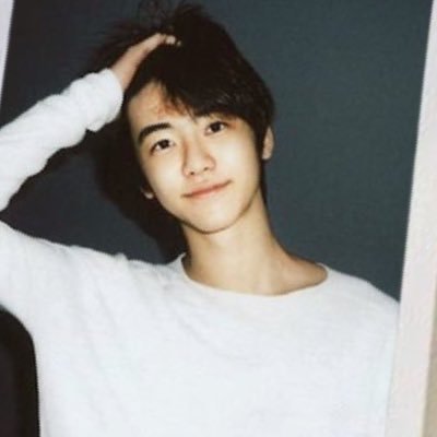 Readytoread_'s profile picture. Only reading y