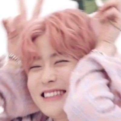 ansmi131's profile picture. 