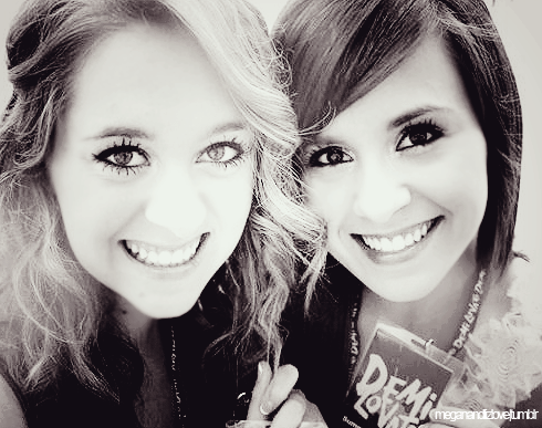 proudmacer1's profile picture. @officiallizz followed 6/24/11 @officialmegann 07/28/11 @linsbrothers 07/26/11 @meganandliz on 08/18/11 met M&L on 09/27/12 and @danandshay on 06/03/16 ❤️