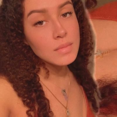 alanaxrivas's profile picture. 🏹🥵
