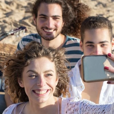 SamSamgelijkov1's profile picture. Voyagesurlesoleil