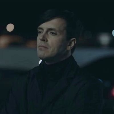 Я кОрОлЕвА КлУбнИкА.. Ой, тоесть Виктория✨
Рисую, люблю импровизацию и Арсения🗿✌