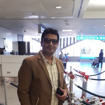 Anwaraziz001's profile picture. male