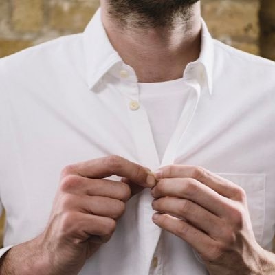 T-shirt under button dwn Profile