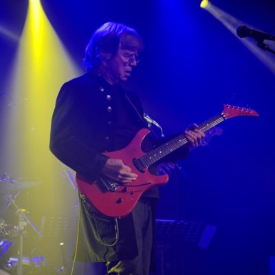 Official Twitter account for the guitarist and composer Janne Schaffer. Curated by Janne's PR agent Britt Warg – in Swedish and English.