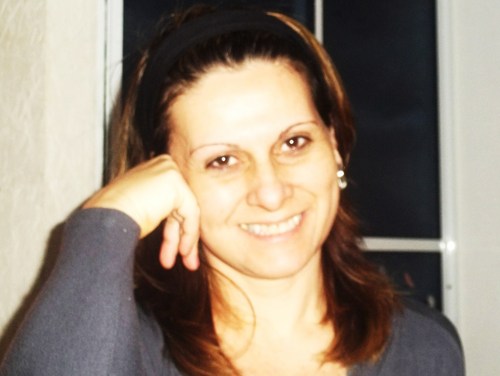 Sou estremamente sincera,autentica,amiga,lutadora,dinamica,e tb se gostar de mim muita sorte sua, agora se nao gostar problema seu www.cadaumcomseusproblemas.