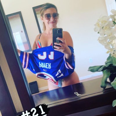 I spew whats on my mind from time to time 🇺🇸 Twitch/Kick streamer ♊️ Lover of the outdoors, wildlife and warm weather🌴#GoBills https://t.co/kHw9sLWbvD