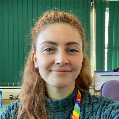 Librarian @rcnlibraries | UCL & Essex Alumni | Internet child | She/Her