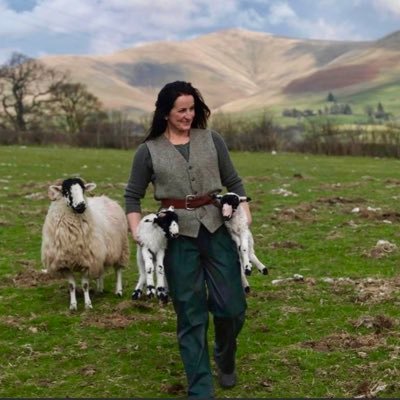 I am a wool farmer, walking guide and leader of ladies retreats 🐑🌳⛰️🌿🌲