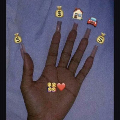 Ayclassi's profile picture. Aythetycoon ✨|| Upcoming Tech Wiz 🚀
IG:turayo_001
Ay'sTv:08021356623