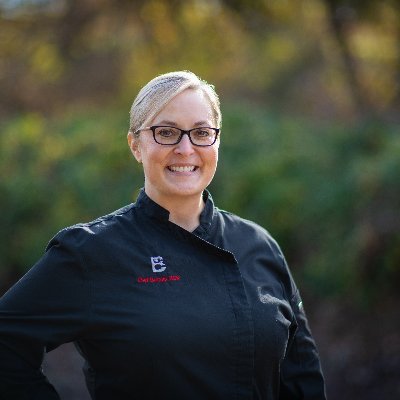 Chef Brenda, RDN empowers child nutrition professionals to embrace nutrition, influence greatness, and craft culinary cultures.