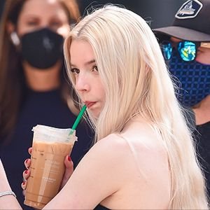 lolasdiet's profile picture. 