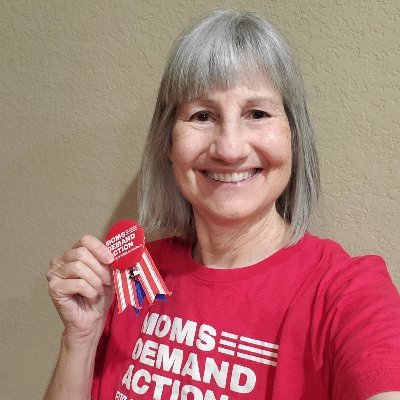 Mom, @momsdemand, @everytown volunteer, amateur astronomer, fan of all things science fiction.  All opinions are my own.