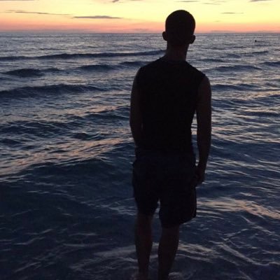 Tarkov streamer 🙂https://t.co/jpf7800vrq TikTok/acboatman