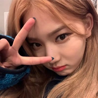 2intak's profile picture. over kpop? no, over p1harmony.