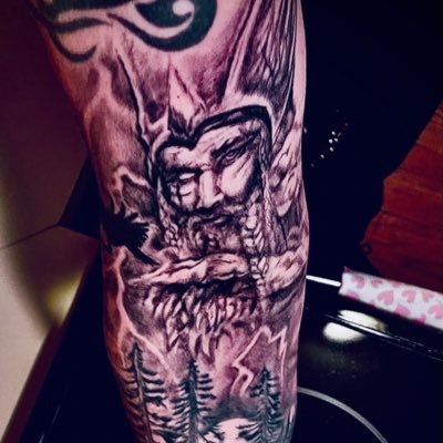 yulebeings2122's profile picture. 