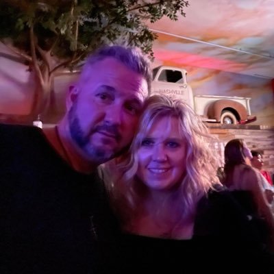 jdjkkeller's profile picture. Blessed women, wife and mom!