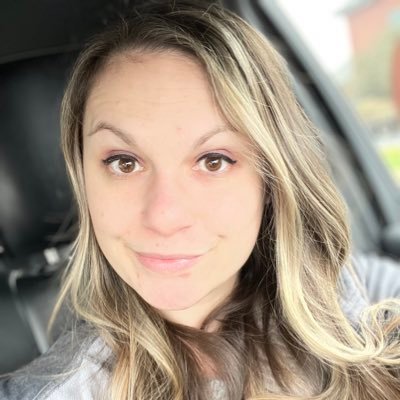 amanda_dykm's profile picture. Nurse. I am advocating for Childhood Cancer. Please SIGN & SHARE the petition by scanning the QR in PHOTO ABOVE ⬆️💛🎗🙏🏼