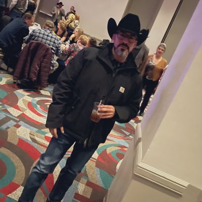 GEEKY_NERDSTROM's profile picture. Cherish The Moment.