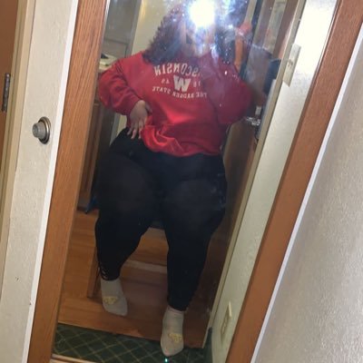 thiccbaby191's profile picture. $7 only fans 🥵🍑(23 farting videos for sale) 19, thicc redhead 🤭 I’m pansexual 😝👀 I do custom content hmu for prices 😙💦
