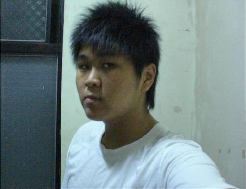 Hi, I'm Mars, from Taiwan. Nice to meet you: )