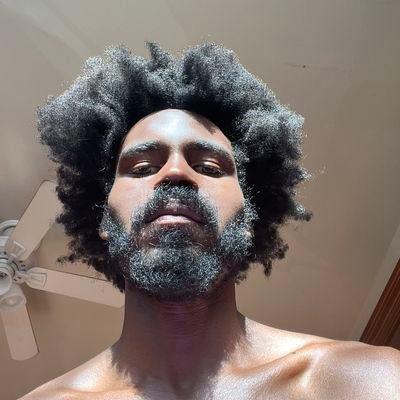 snr_immanuel's profile picture. A Senior💚, A health professional👨‍⚕️, Ronaldo stan, Simple guy, Samsung lover