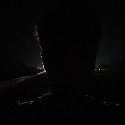 TheHardic's profile picture. being mysterious