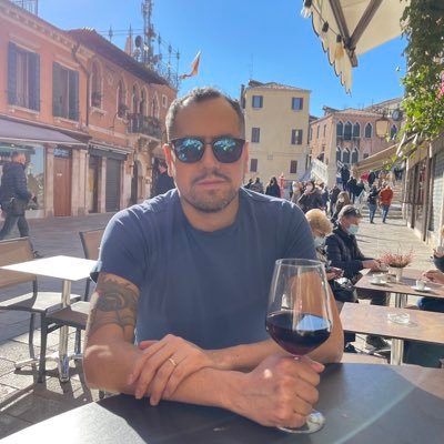 Lighting Architect, Managing Director,🇮🇹 🏴 🖤💙 ⭐️⭐️