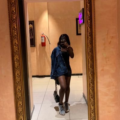 trying to live my best life 💕🦋🦋  Data Analyst in making 📊📈👩‍💻