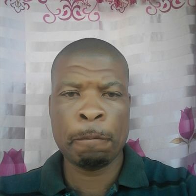 PaulVeris's profile picture. Am living in this world