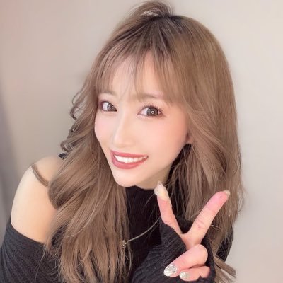 無類の餃子好き♡恵比寿でHappyに美容師してます♡😘 Instagramがメインなのでフォローお願いします❤️