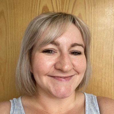 Ex-Librarian and current probation teacher #MIEExpert2023