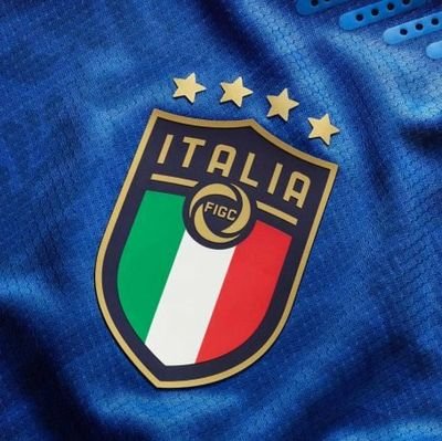 Página dedicada a análises, notícias e opiniões sobre os clubes italianos e a Azzurra.