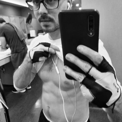 PertinezJose's profile picture. 